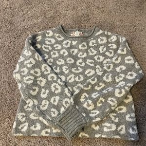 Cheetah Print Sweater Size XS
